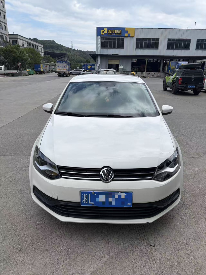 Volkswagen Polo 2018 car image #3