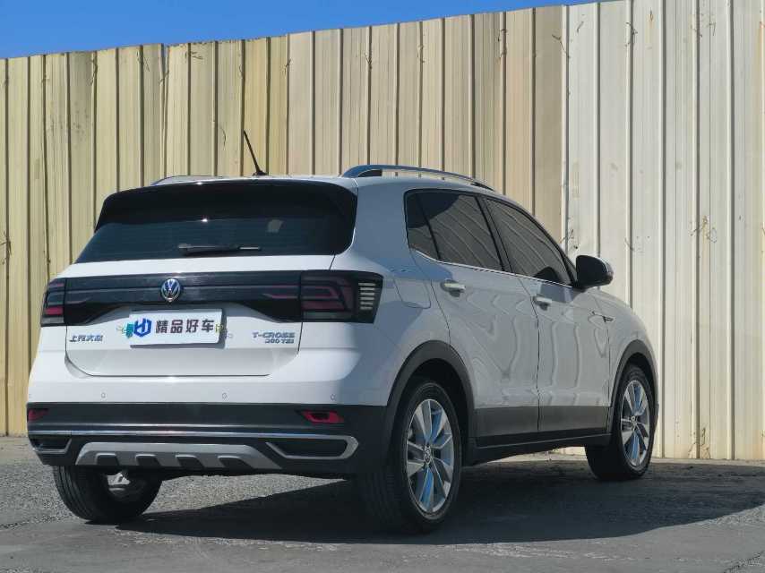 Volkswagen T-Cross 2020 #8 Volkswagen T-Cross 2020 car image #8