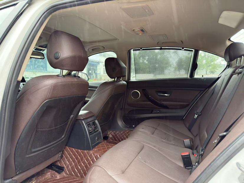 BMW 3 Series 2018 car image #5