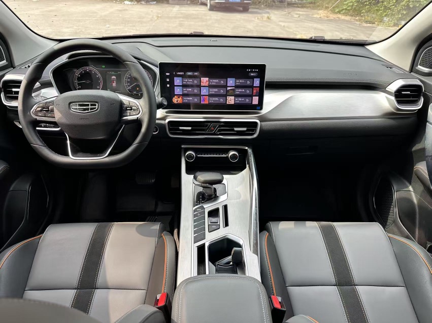 GEELY Coolray 2023 car image #5