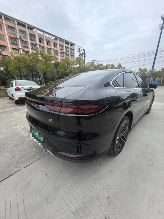 BYD Han 2024 #3 BYD Han 2024 car image #3
