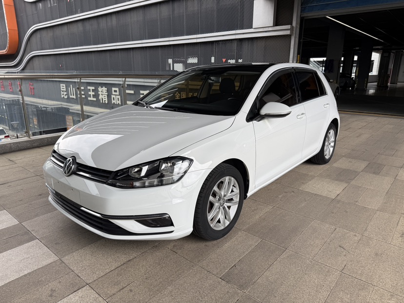 Volkswagen Golf 2018 car image 
