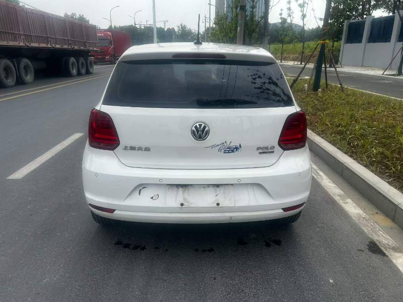 Volkswagen Polo 2015 #5 Volkswagen Polo 2015 car image #5