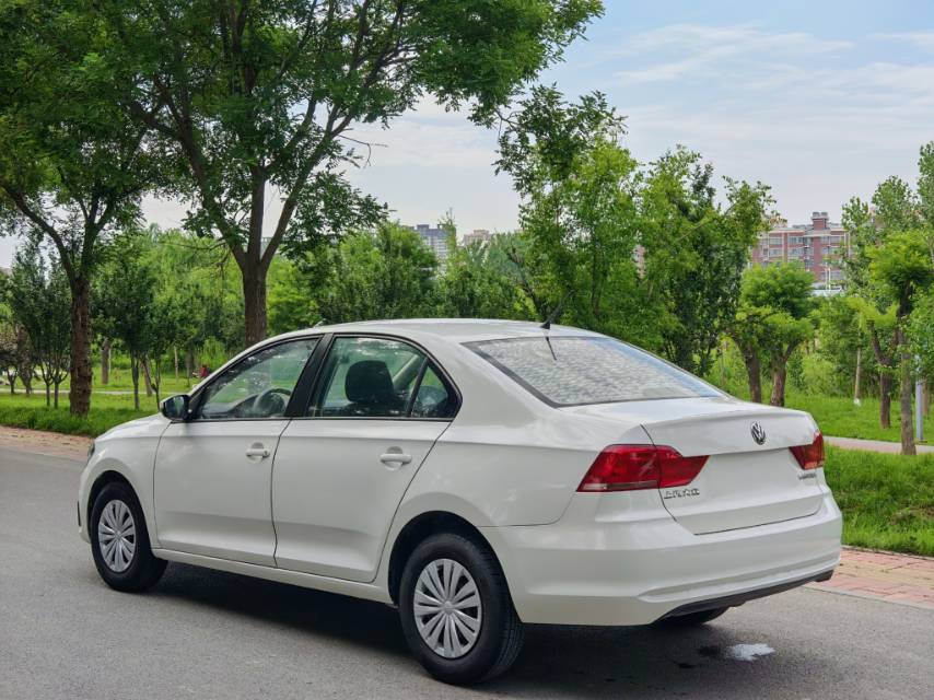 Volkswagen Santana 2019 #6 Volkswagen Santana 2019 car image #6