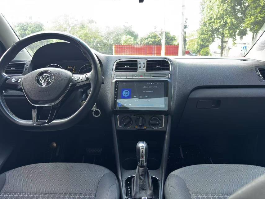 Volkswagen Polo 2017 #12 Volkswagen Polo 2017 car image #12