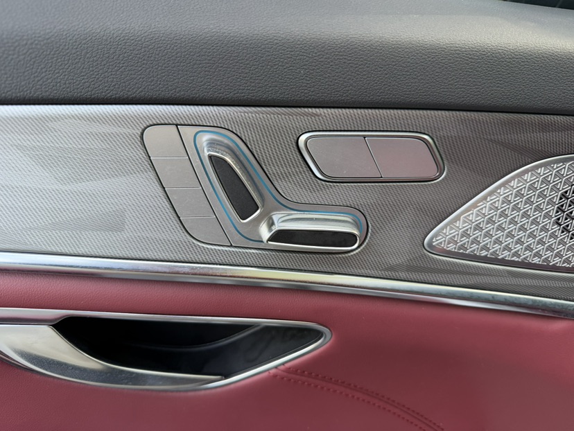 Jetour X70 PLUS 2023 car image #12