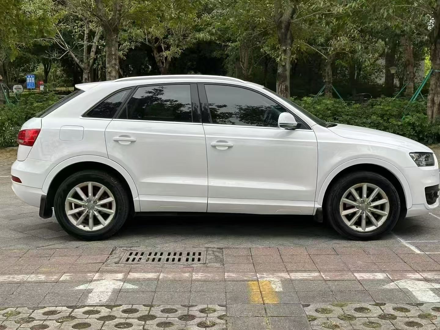 Audi Q3 2014 #7 Audi Q3 2014 car image #7