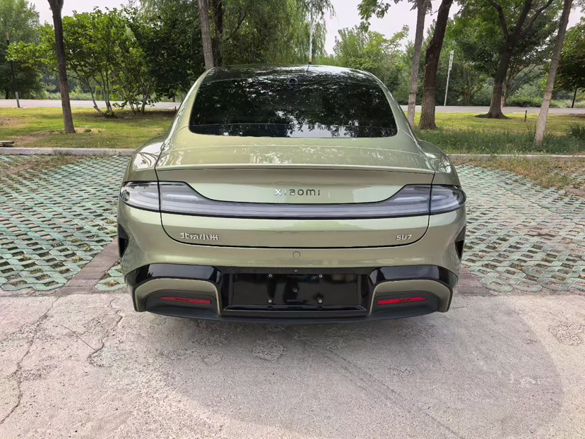 MI SU7 2024 car image #5