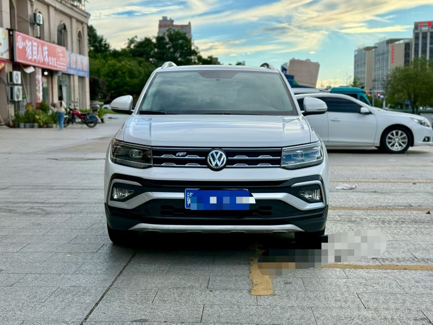 Volkswagen T-Cross 2019 #2 Volkswagen T-Cross 2019 car image #2