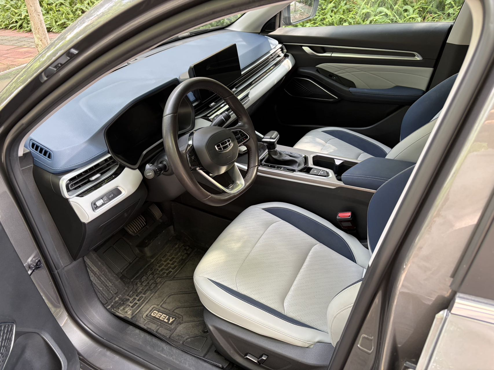GEELY Emgrand 2022 car image #6