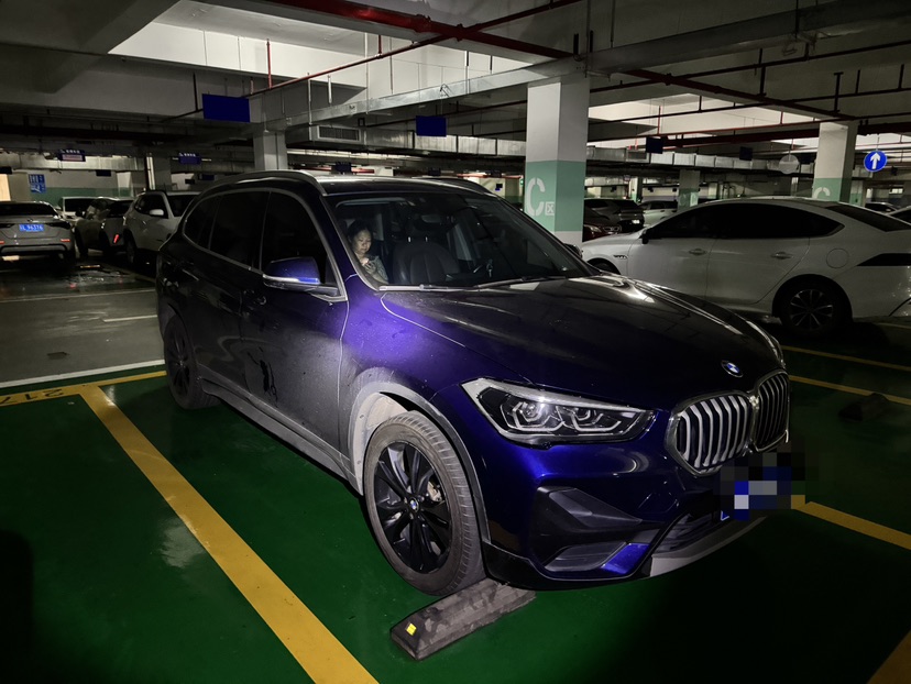 BMW X1 2020 car image #3