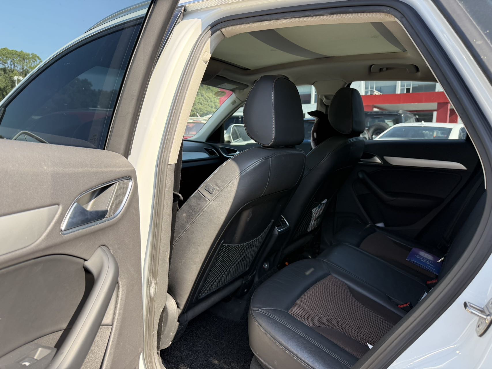 Audi Q3 2016 #3 Audi Q3 2016 car image #3