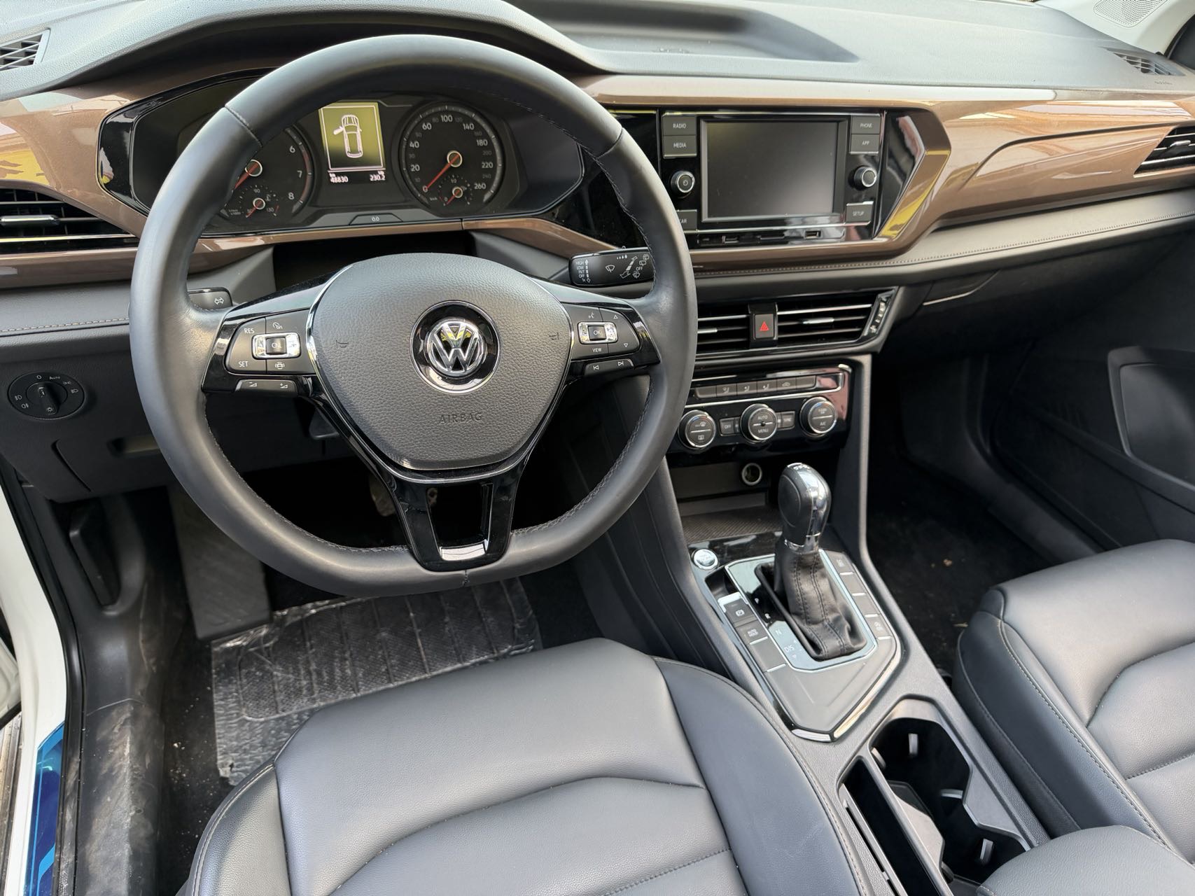 Volkswagen Tharu 2019 #3 Volkswagen Tharu 2019 immagine di auto #3