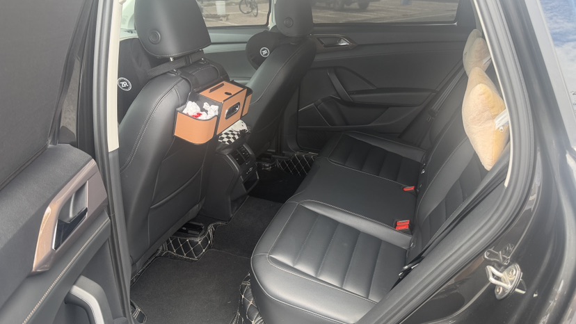 Volkswagen Tharu 2021 car image #7
