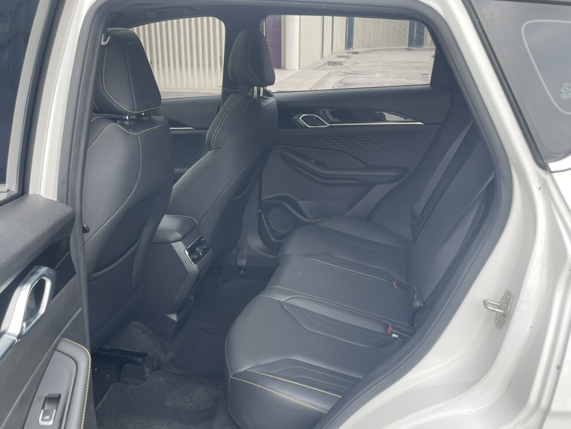 GEELY Coolray 2025 car image #7