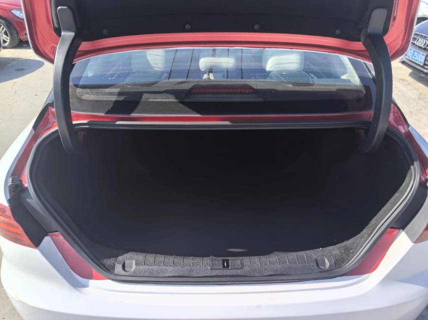 GEELY Binray 2019 car image #9