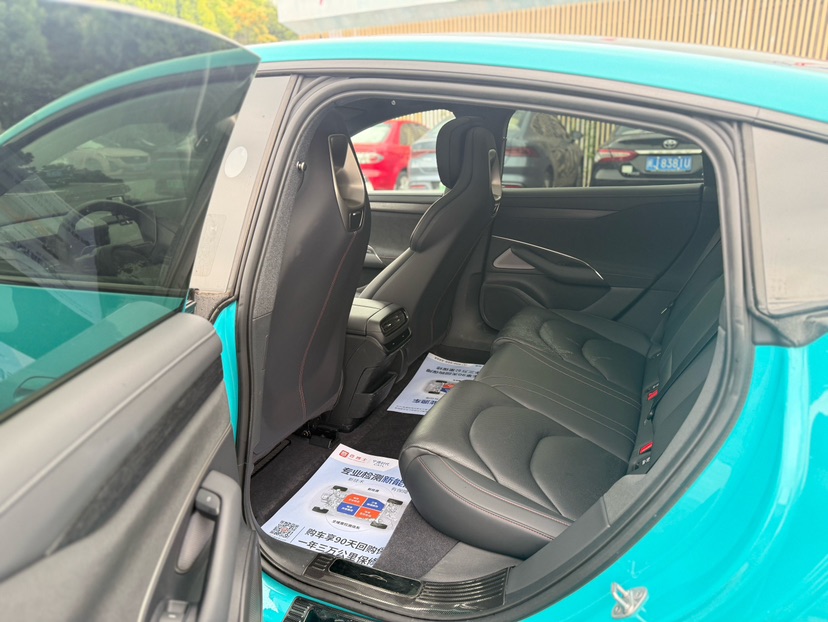 MI SU7 2025 car image #5