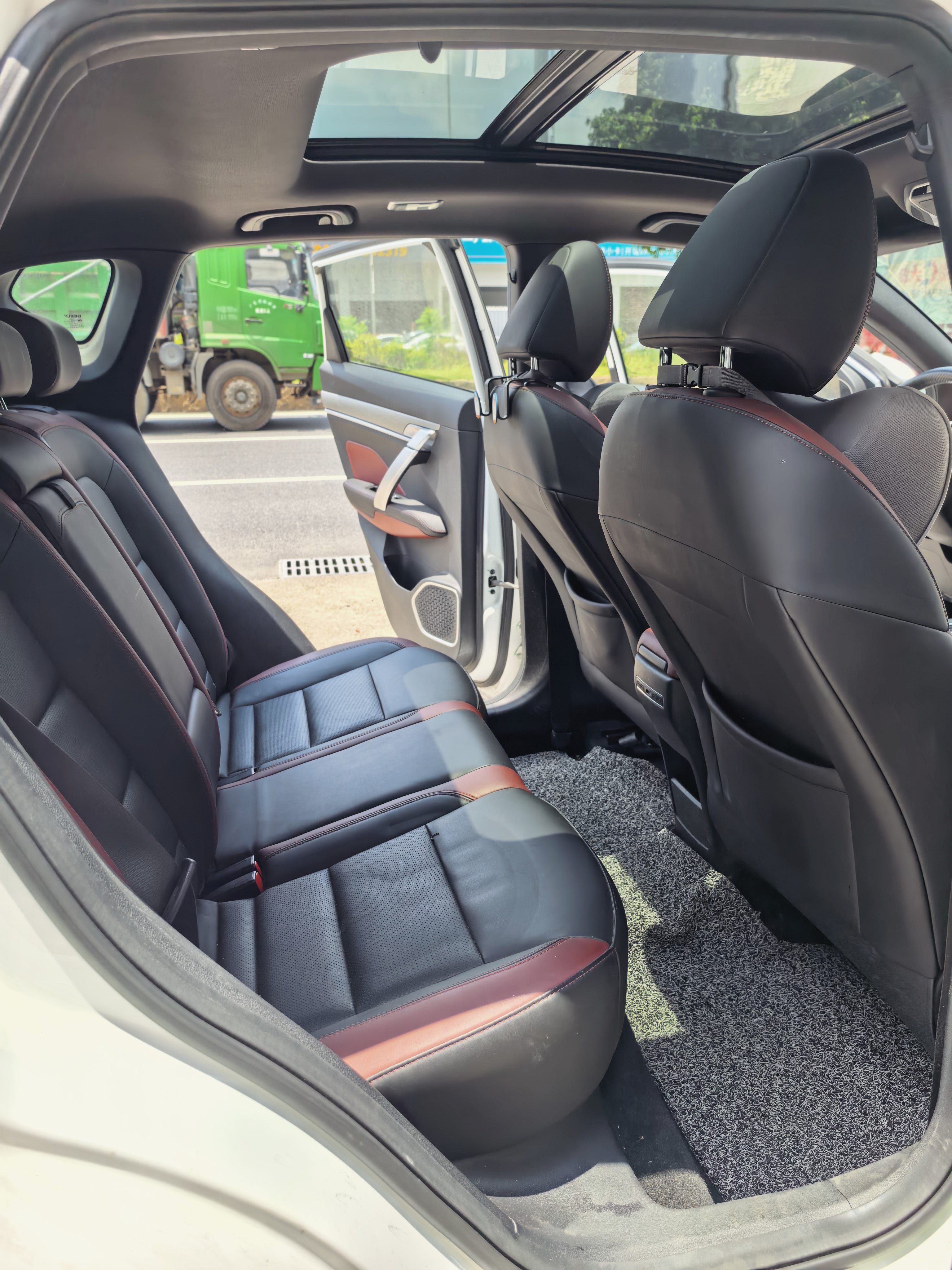 GEELY Coolray 2020 #12 GEELY Coolray 2020 car image #12