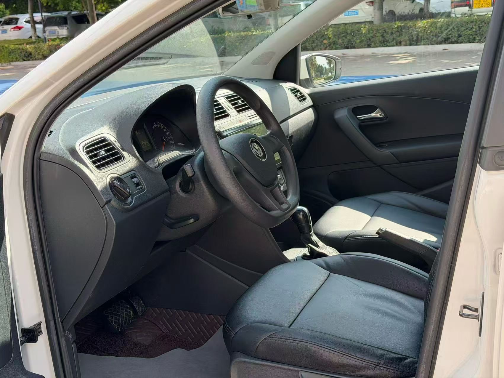 Volkswagen Polo 2019 #6 Volkswagen Polo 2019 car image #6
