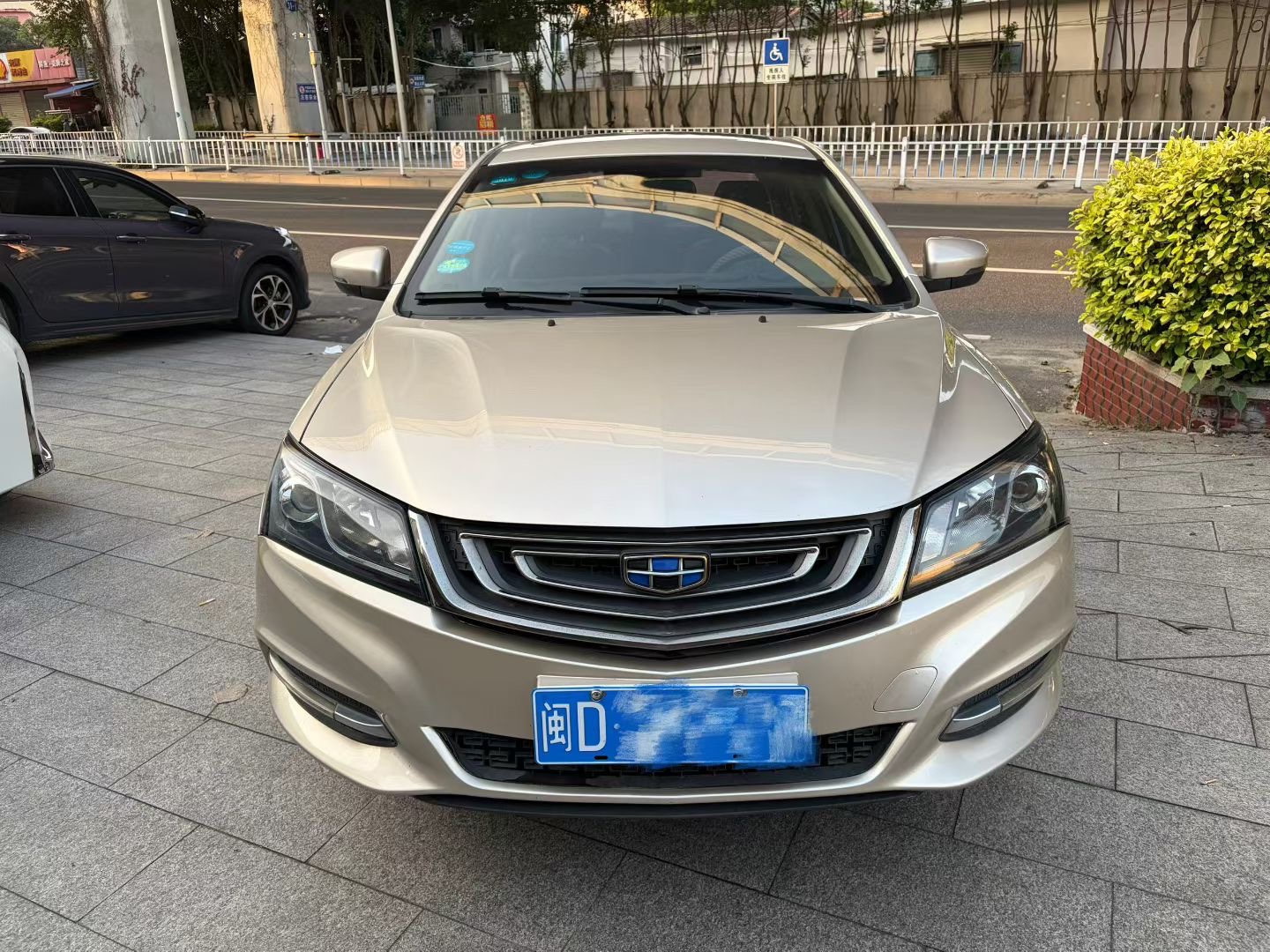 GEELY Emgrand 2017 #2 GEELY Emgrand 2017 car image #2