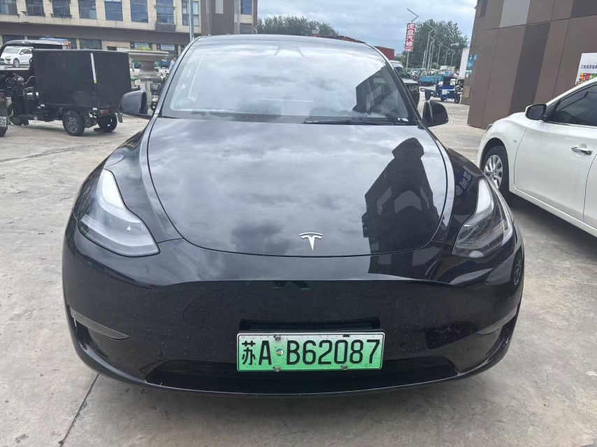 Tesla Model Y 2022 #2 Tesla Model Y 2022 car image #2
