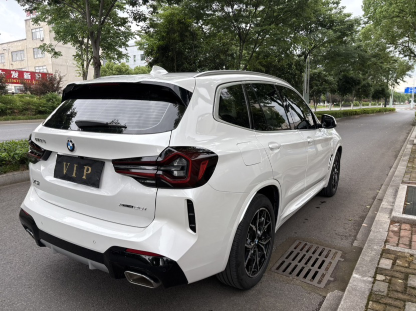 BMW X3 2024 car image #4