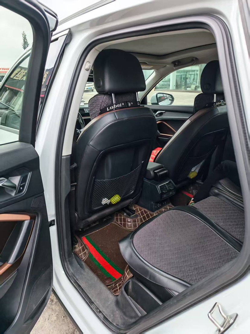 Audi Q3 2020 صورة سيارة #6