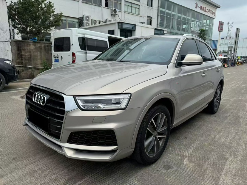 Audi Q3 2019 Audi Q3 2019 immagine di auto