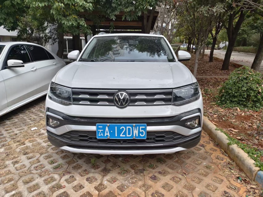 Volkswagen T-Cross 2021 #2 Volkswagen T-Cross 2021 car image #2