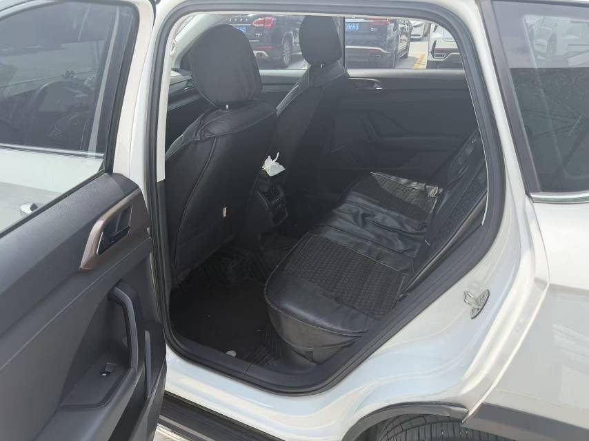 Volkswagen Tharu 2023 #5 Volkswagen Tharu 2023 car image #5