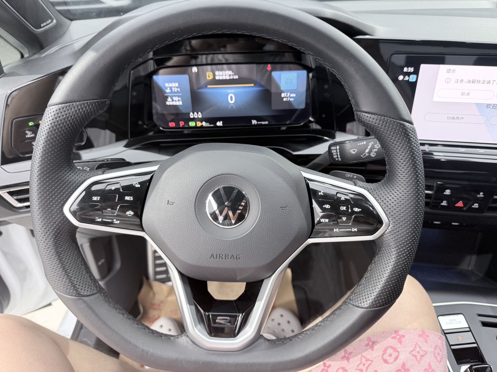 Volkswagen Golf 2024 car image #12