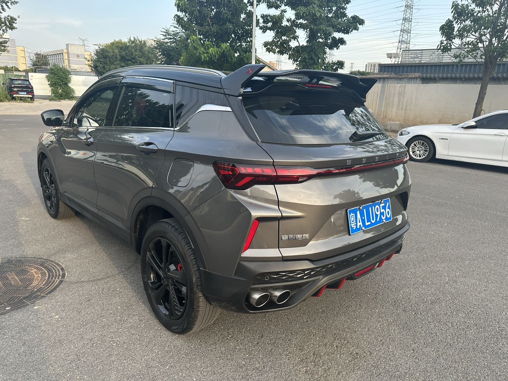 GEELY Coolray 2023 car image #8