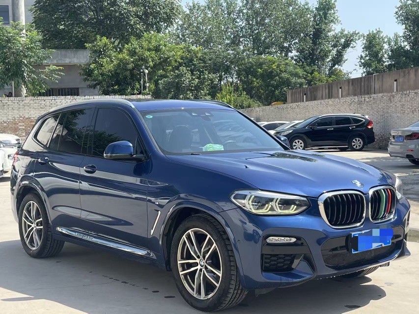 BMW X3 2019 car image #2