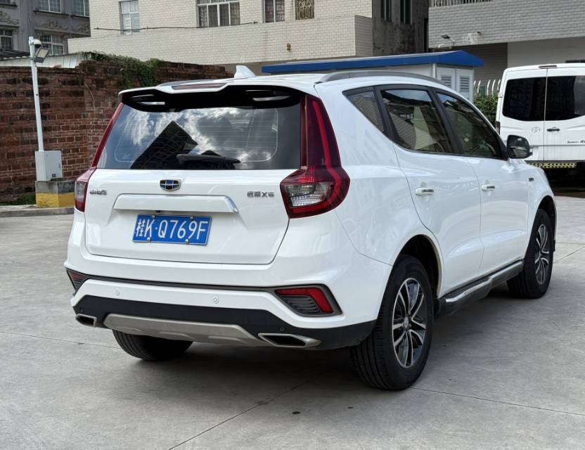 GEELY Vision X6 2019 car image #6