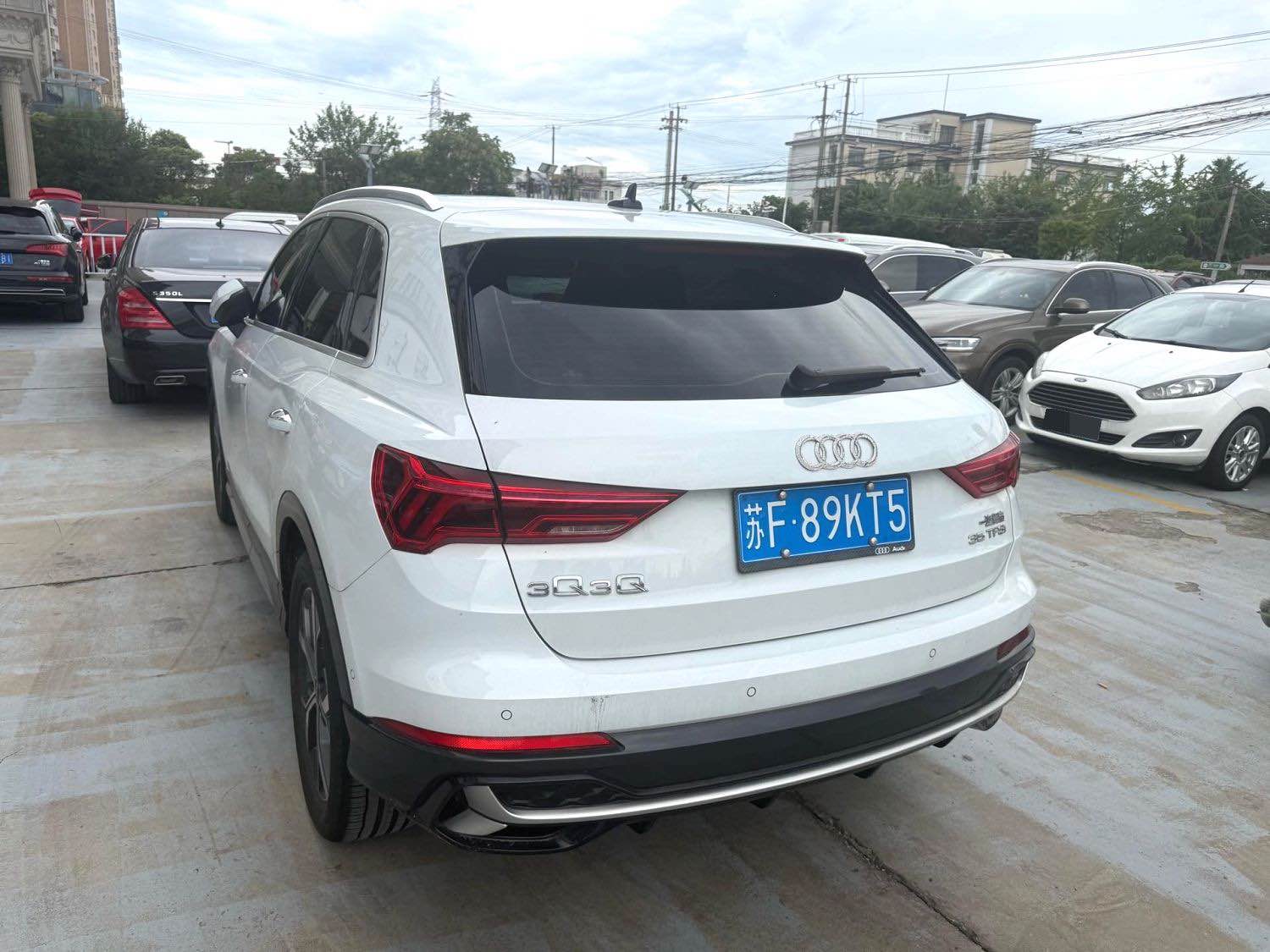 Audi Q3 2024 immagine di auto #6