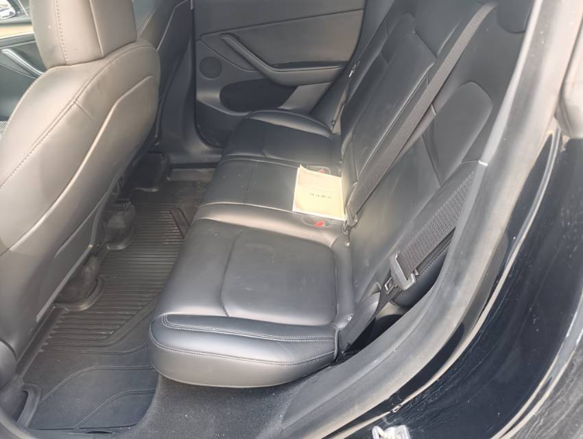 Tesla Model Y 2022 #5 Tesla Model Y 2022 car image #5
