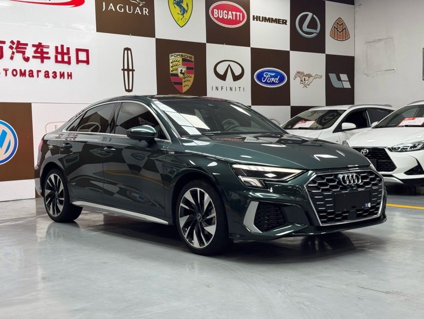 Audi A3 2023 car image #3