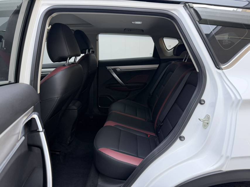 GEELY Coolray 2023 #9 GEELY Coolray 2023 car image #9