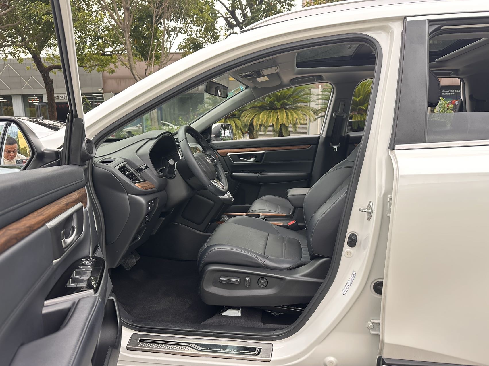 Honda CR-V 2019 car image #9