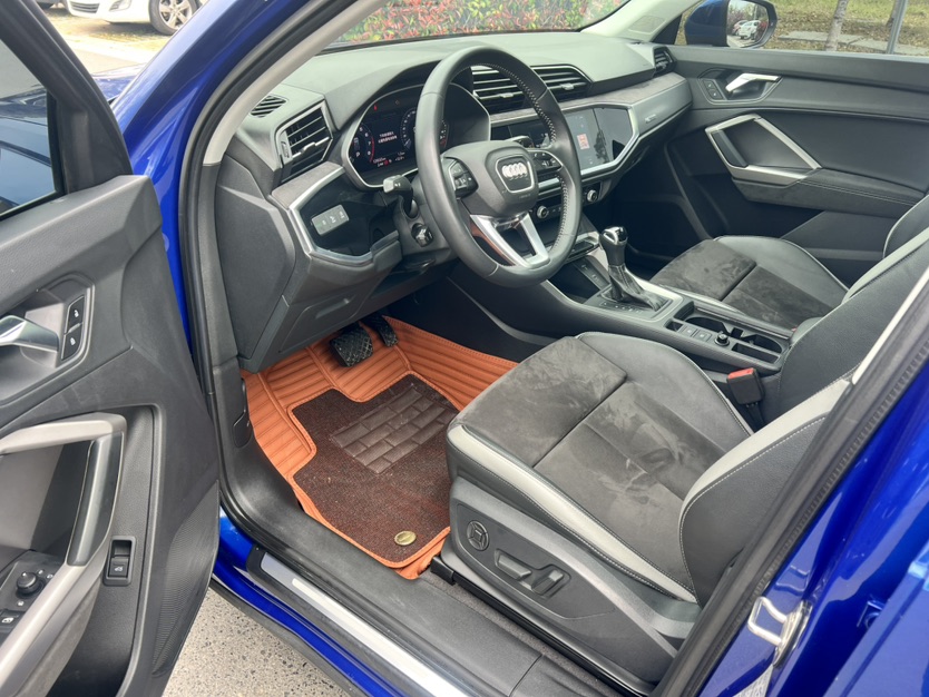 Audi Q3 2019 #6 Audi Q3 2019 car image #6