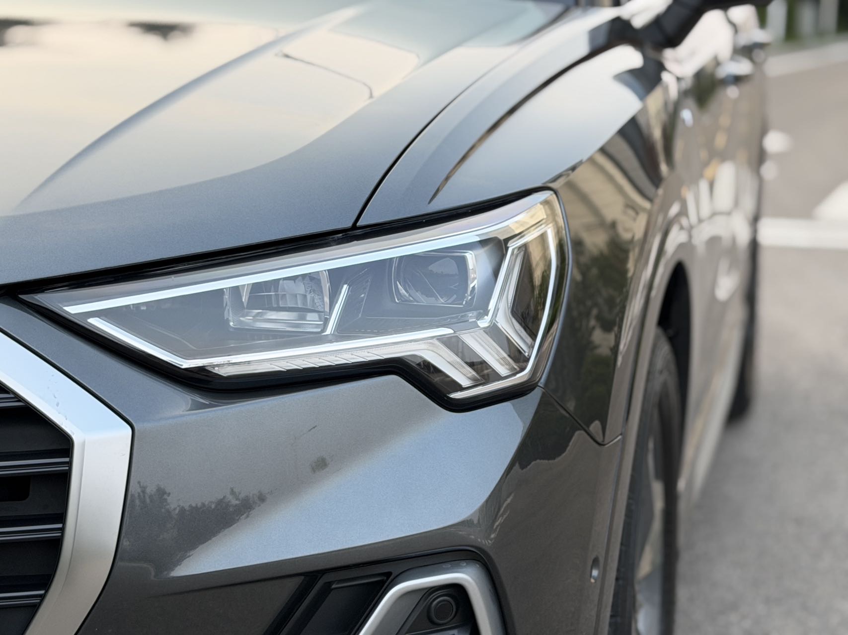 Audi Q3 2023 car image #12