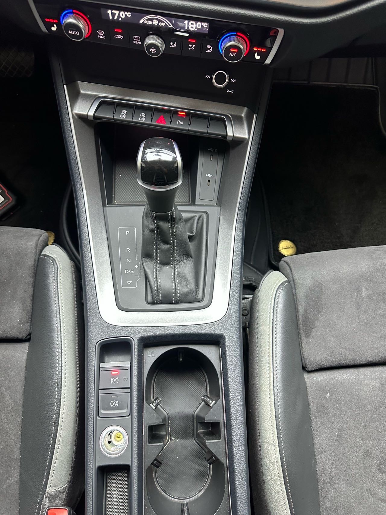 Audi Q3 2022 #8 Audi Q3 2022 car image #8