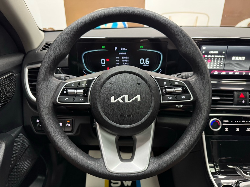 Kia Seltos 2023 #11 Kia Seltos 2023 car image #11