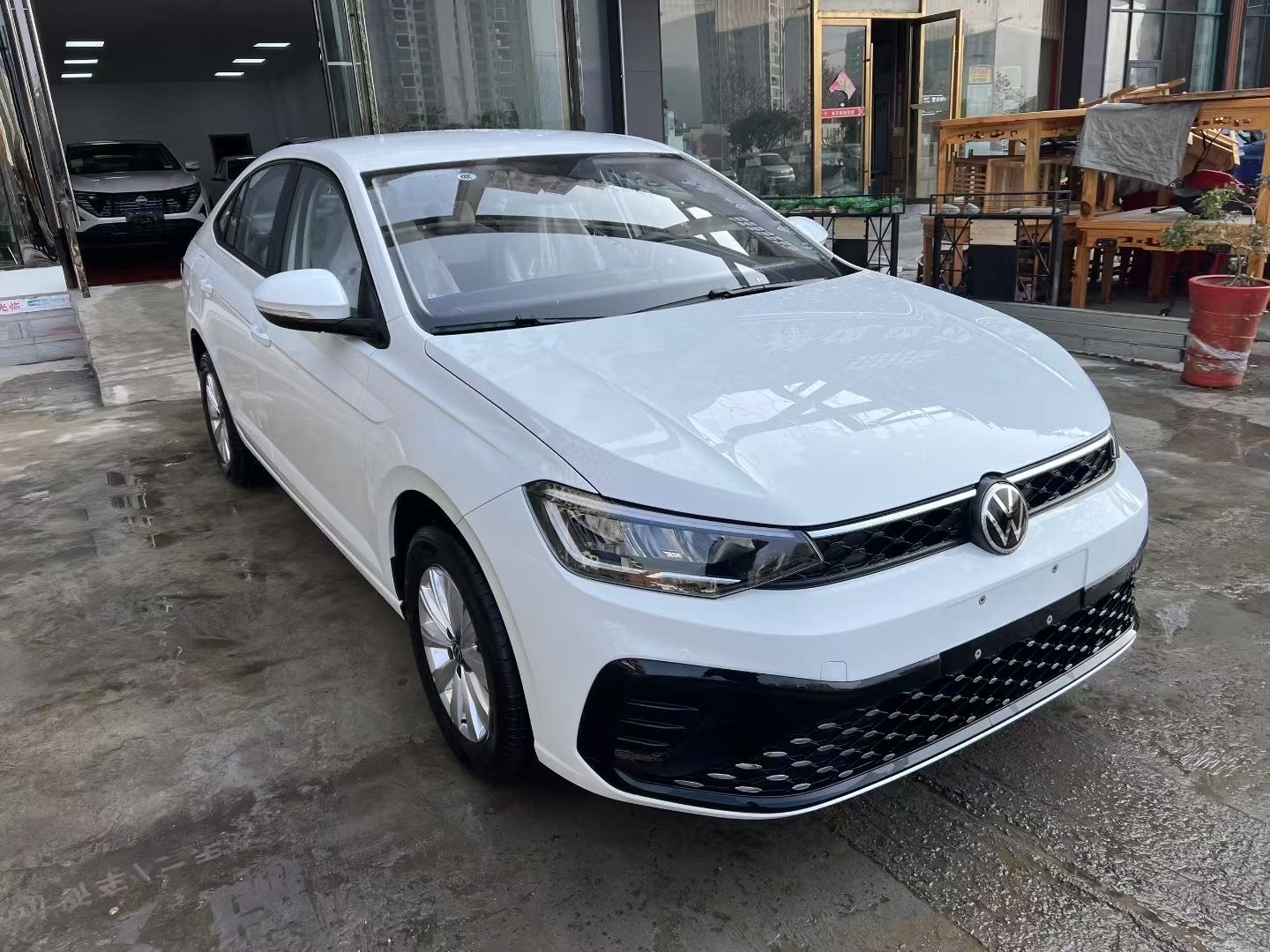 Volkswagen Lavida 2026 car image #3