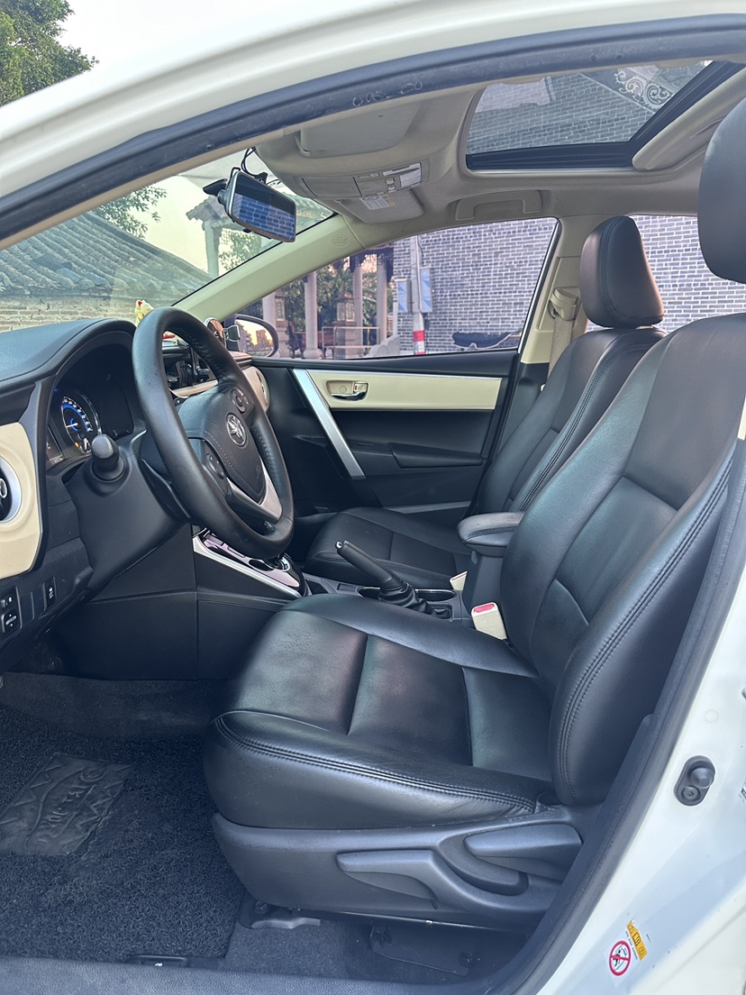 Toyota Corolla 2017 car image #6