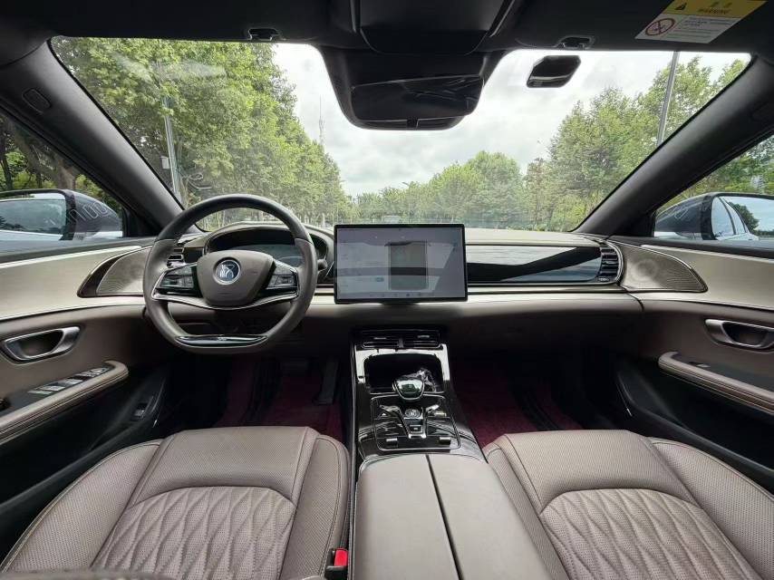 BYD Han 2023 car image #5