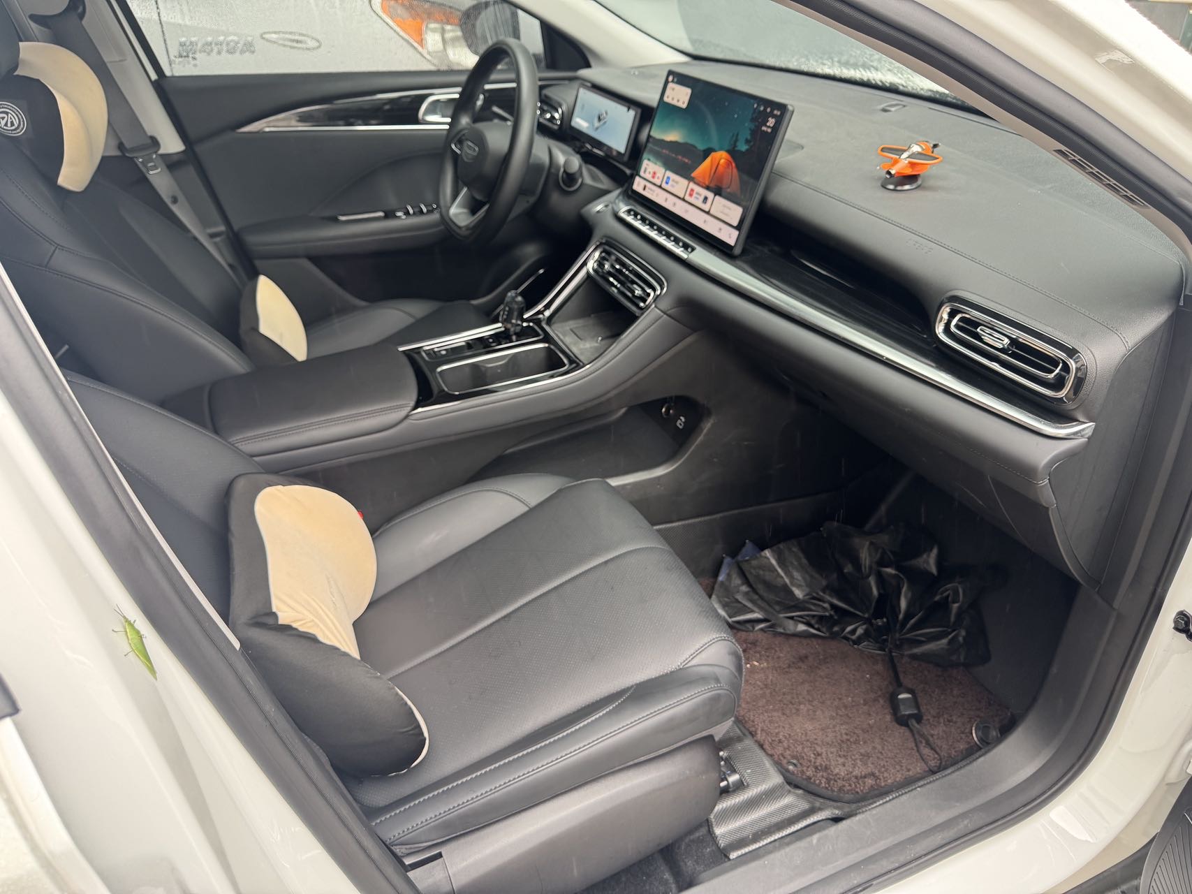 GEELY Emgrand 2026 car image #5