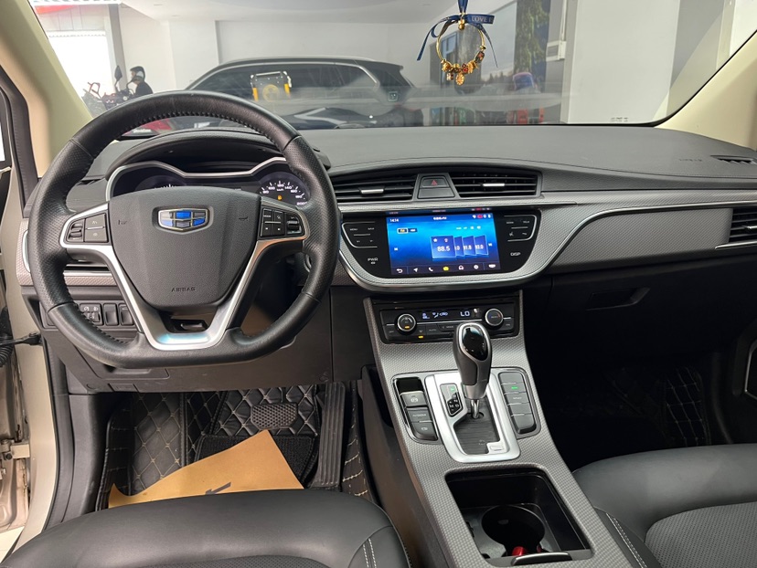 GEELY Emgrand GS 2018 car image #6