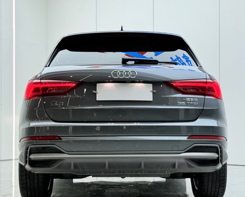 Audi Q3 2023 #9 Audi Q3 2023 car image #9