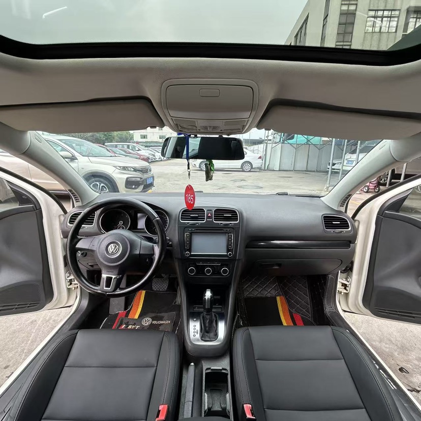Volkswagen Golf 2014 car image #6